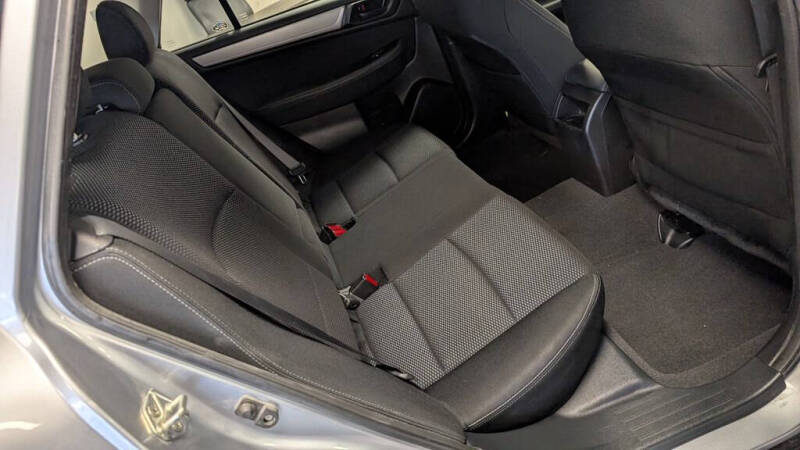 2018 Subaru Outback 2.5i