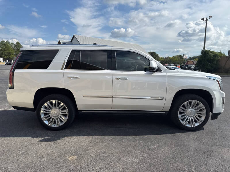 2020 Cadillac Escalade Platinum