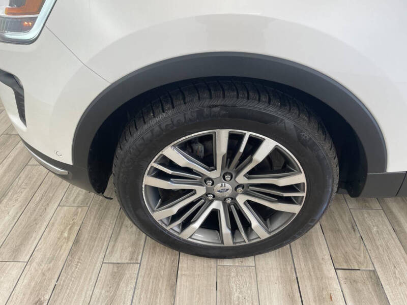 2019 Ford Explorer Platinum