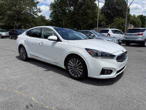 2017 Kia Cadenza Technology