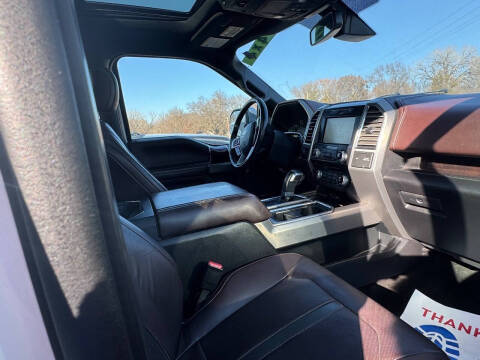 2015 Ford F-150 Platinum