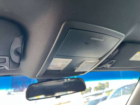 2012 Dodge Challenger SXT