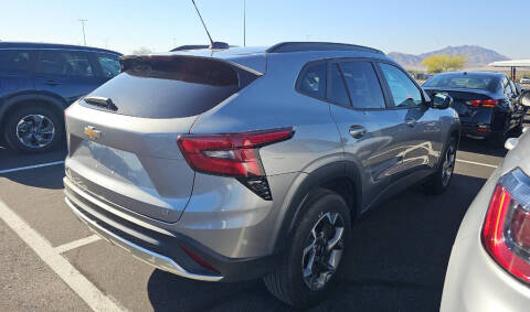 2025 Chevrolet Trax LT
