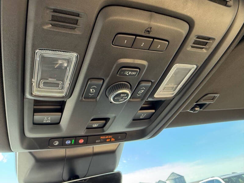 2024 Cadillac Escalade ESV Premium Luxury