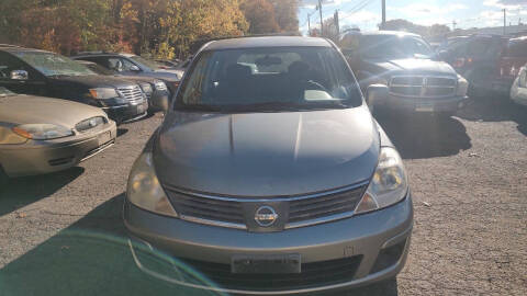 2009 Nissan Versa 1.8 S