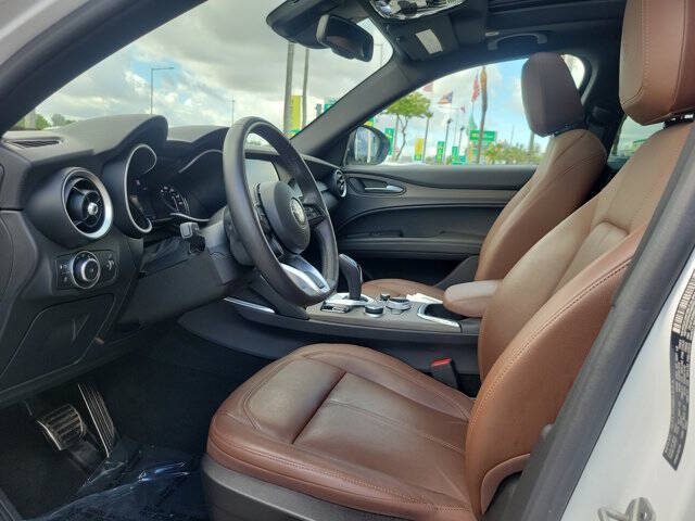 2022 Alfa Romeo Stelvio Ti