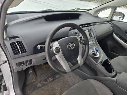 2010 Toyota Prius III