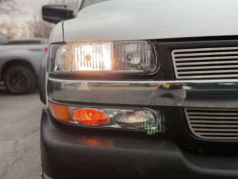 2002 Chevrolet Silverado 3500 LS