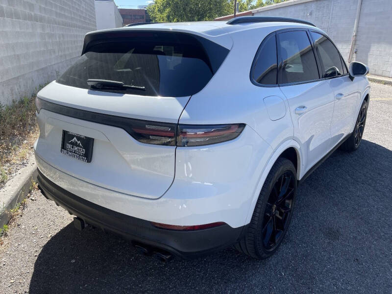 2022 Porsche Cayenne