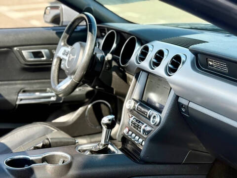 2020 Ford Mustang EcoBoost Premium