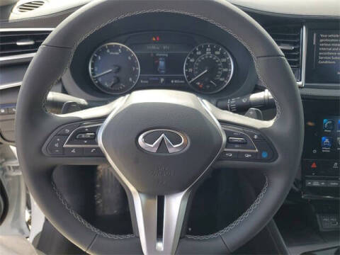 2025 Infiniti QX50 Luxe