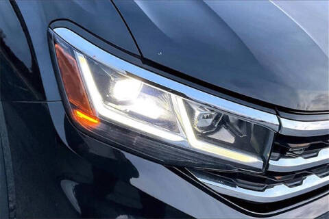 2022 Volkswagen Atlas Cross Sport V6 SEL R-Line 4Motion