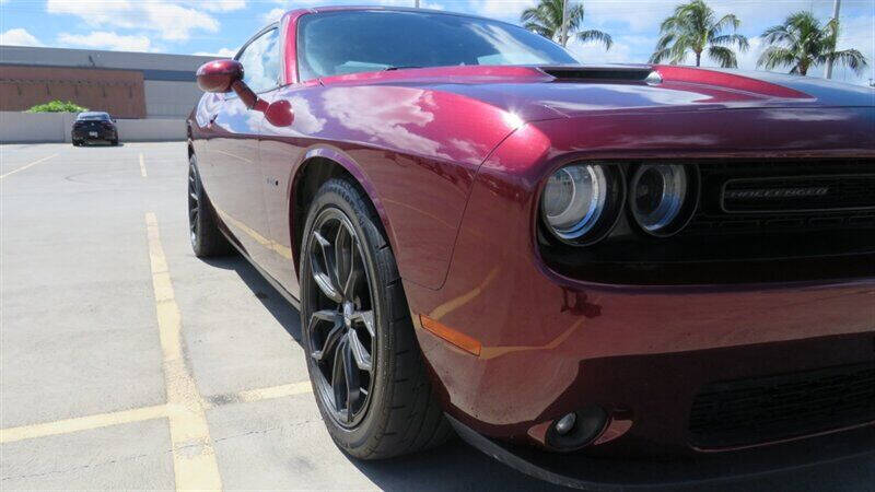 2017 Dodge Challenger R/T Plus