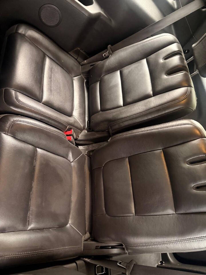 Orange 2014 Ford Explorer XLT AWD XLT 4dr SUV 20