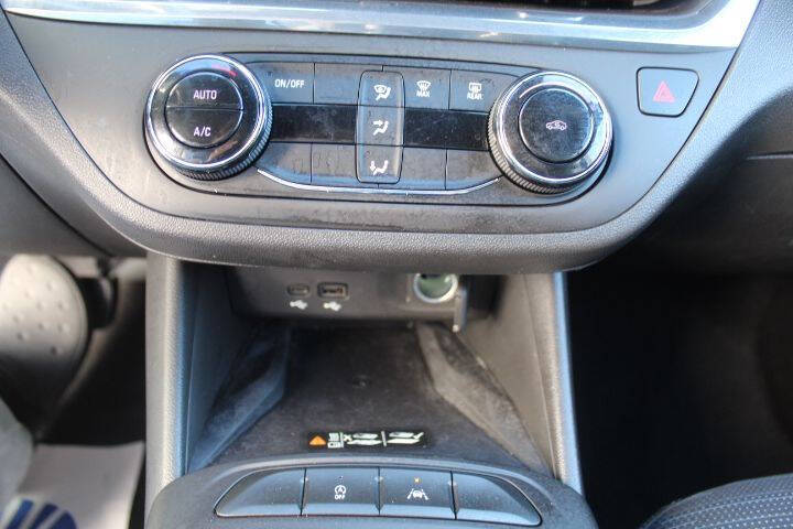 2025 Buick Envista Preferred