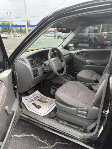 1999 Chevrolet Tracker