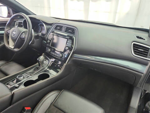 2022 Nissan Maxima 3.5 SR