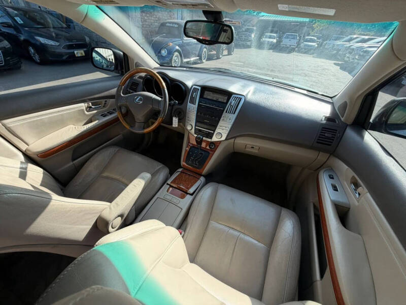2005 Lexus RX 330