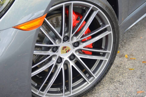 2025 Porsche 718 Cayman S