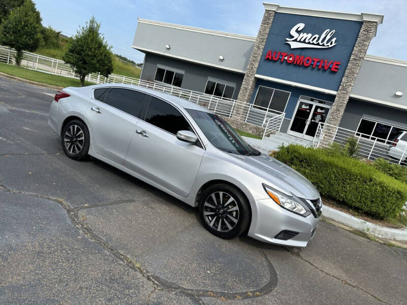 2018 Nissan Altima for sale at Smalls Automotive in Memphis TN
