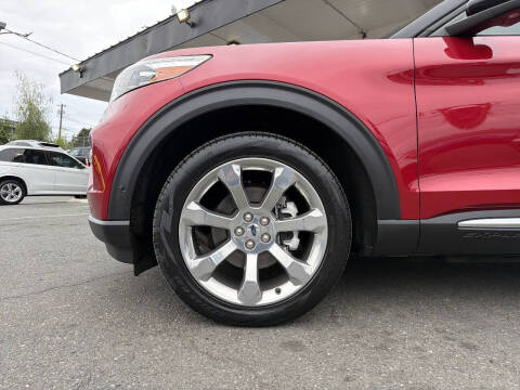 2020 Ford Explorer Platinum