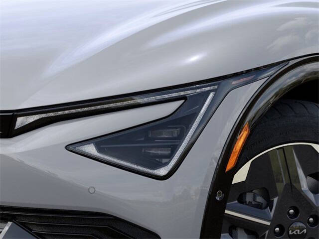 2025 Kia EV6 Light Long Range