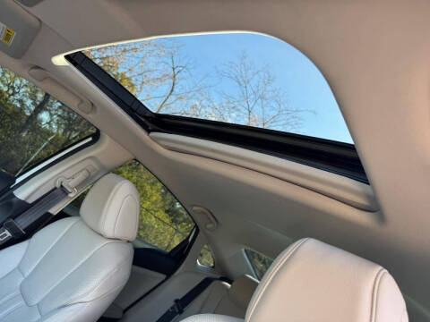 2022 Honda Insight Touring