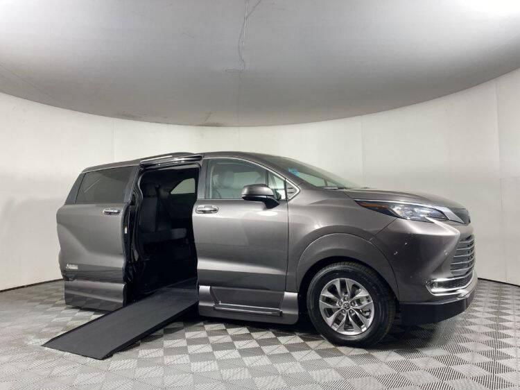 2022 Toyota Sienna
