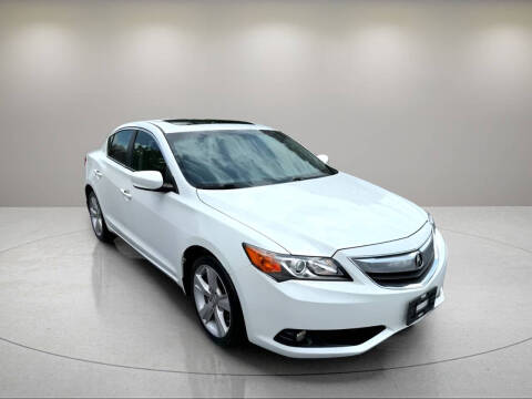 2015 Acura ILX 2.0L w/Tech