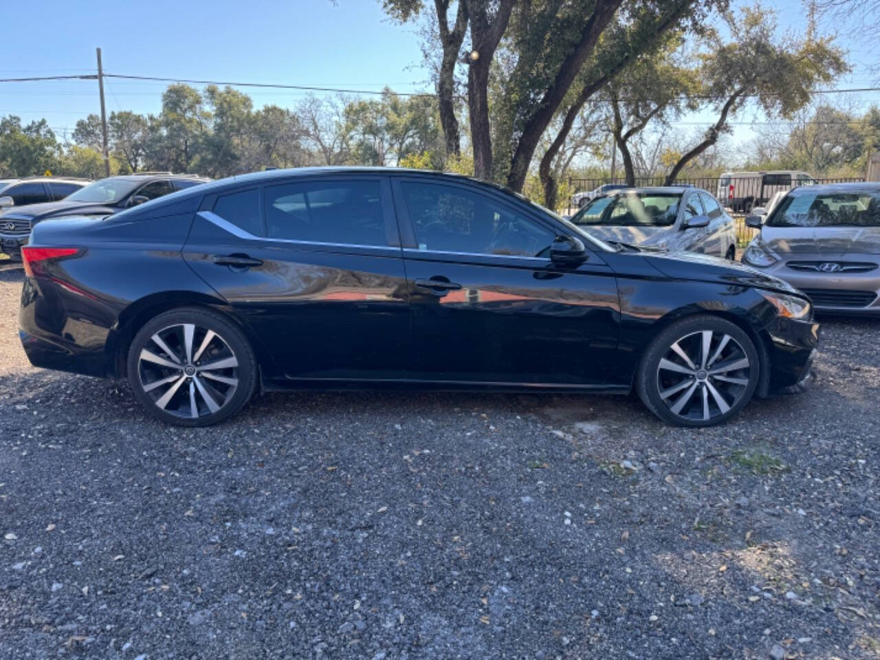 2020 Nissan Altima for sale at AUSTIN PREMIER AUTO in Austin, TX