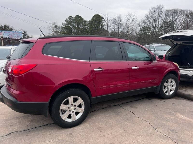 2012 Chevrolet Traverse for sale at LAKE CITY AUTO SALES - Jonesboro in Morrow GA