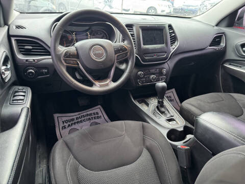 2019 Jeep Cherokee Latitude