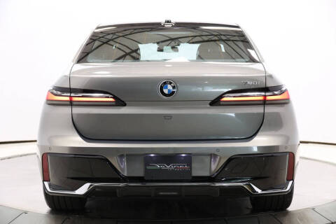 2023 BMW 7 Series 740i