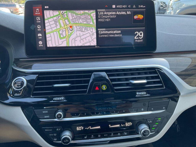 2022 BMW 5 Series 530i