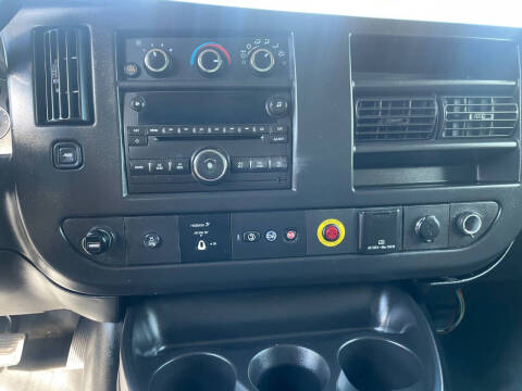 2017 Chevrolet Express 2500