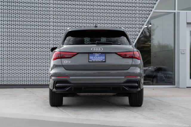 2022 Audi Q3 quattro S line Prem Plus 45 TFSI