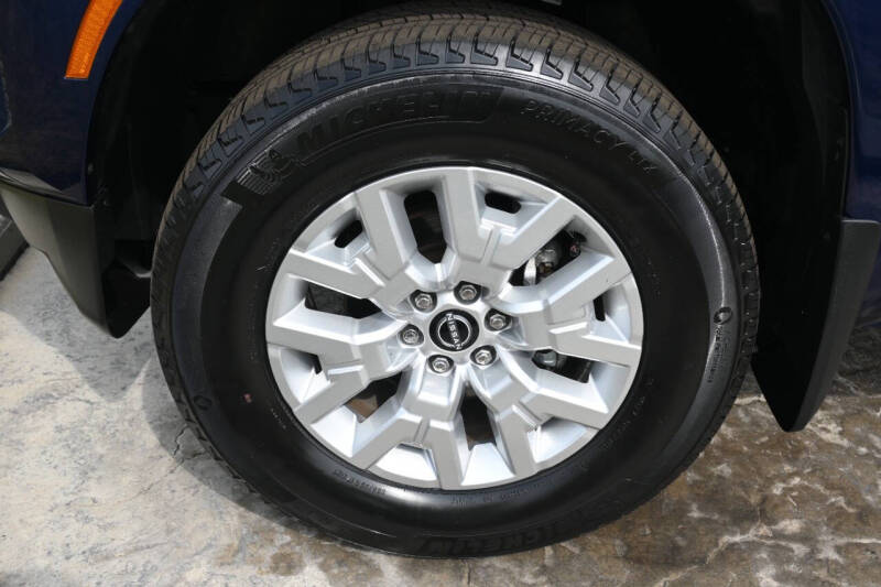 2022 Nissan Frontier SV