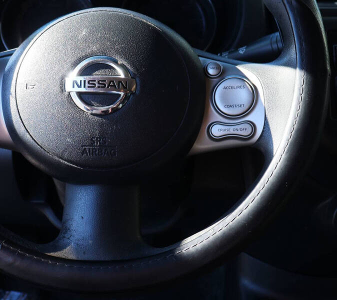 2012 Nissan Versa 1.6 SV