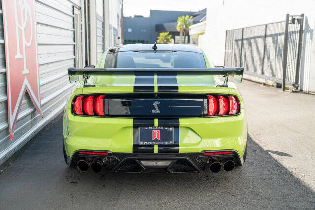 2020 Ford Mustang 43