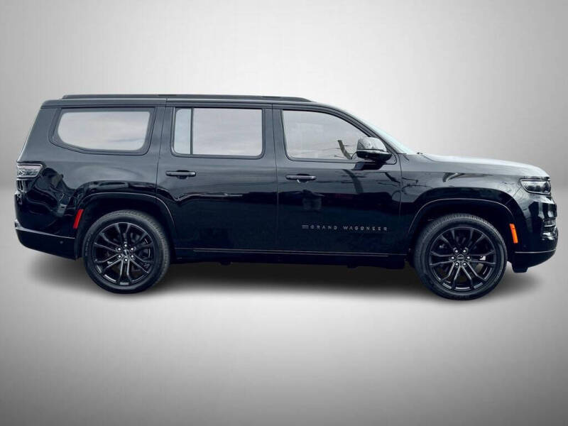 2022 Jeep Grand Wagoneer Series II