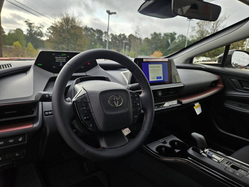 2026 Toyota Prius Plug-in Hybrid SE