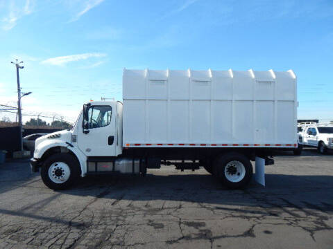 2019 Freightliner M2 106