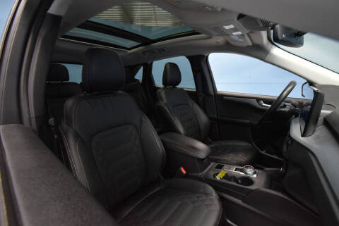 2023 Ford Escape Platinum