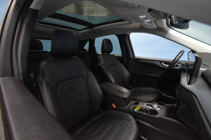 2023 Ford Escape Platinum