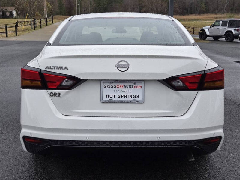 2025 Nissan Altima 2.5 SV