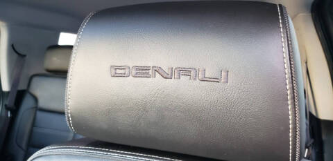 2017 GMC Yukon Denali