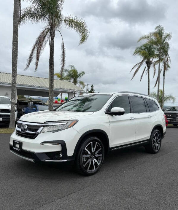 2019 Honda Pilot Elite's photo
