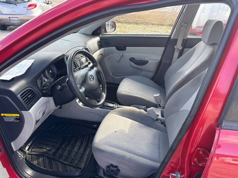 2011 Hyundai Accent GLS