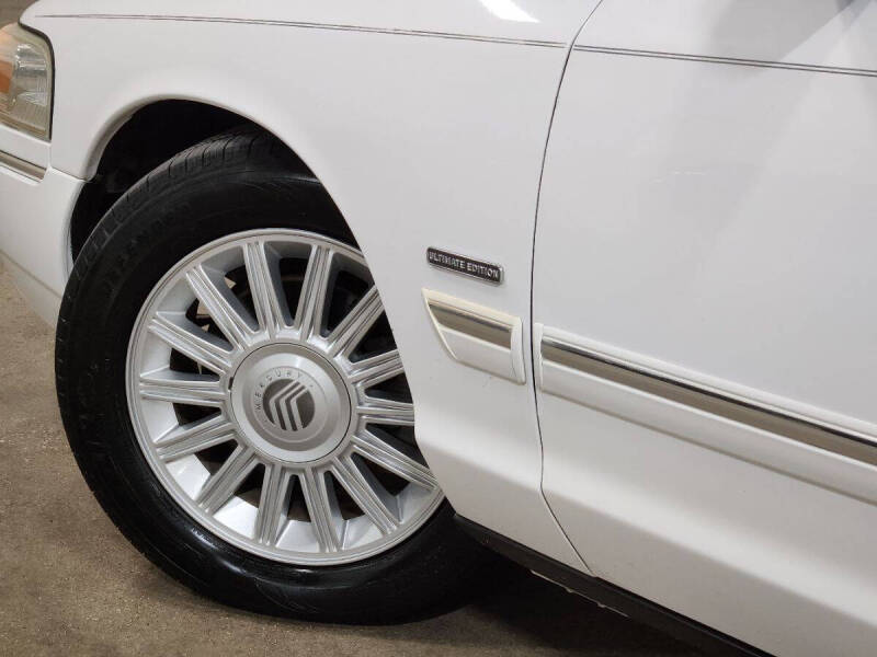 2009 Mercury Grand Marquis LS