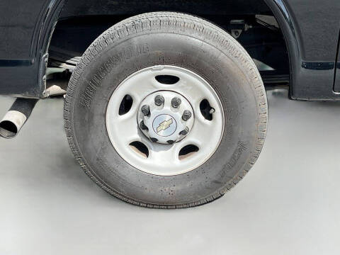 2024 Chevrolet Express 2500